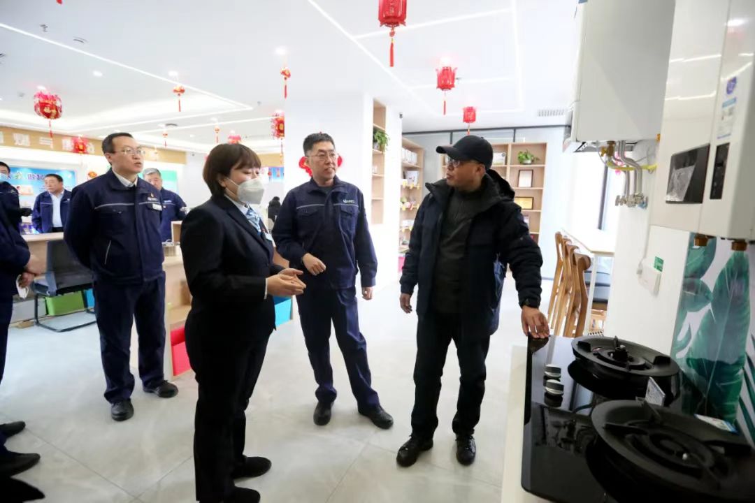 1674132619440514.jpg 1071674132157_.pic.jpg